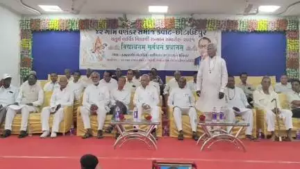 છોટાઉદેપુર: દરબાર હોલ ખાતે 42 ગામ વણકર સમાજ છોટાઉદેપુર કવાંટનો ચોથો સન્માન સમારોહ યોજાયો, આપી માહિતી.