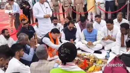 लालकुऑ: मुख्यमंत्री धामी ने हल्दूचौड़ गंगापुर कबडवाल में गौशाला का भूमि पूजन किया, 27 योजनाओं का लोकार्पण एवं शिलान्यास भी किया