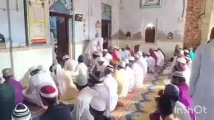 बाराहाट: डफरपुर जामा मस्जिद समेत बाराहाट प्रखंड क्षेत्र में बकरीद का त्योहार धूमधाम से मनाया गया