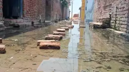 बिल्सी: बिल्सी मोहल्ला नंबर दो में जलभराव की समस्या से लोग दुखी, ग्राउंड रिपोर्ट जीरो पर देखें क्या बोले लोग #jansamasya