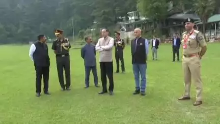 शिमला शहरी: भारत के उप-राष्ट्रपति जगदीप धनखड़ को आज हिमाचल प्रदेश के दो दिवसीय प्रवास के बाद अनाडेल हेलीपैड पर विदाई दी गई