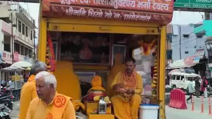 चम्पावत: अखिल विश्व गायत्री परिवार के मुख्यालय शांतिकुंज हरिद्वार से प्रारंभ हुई ज्योति कलश रथ यात्रा चंपावत पहुंची