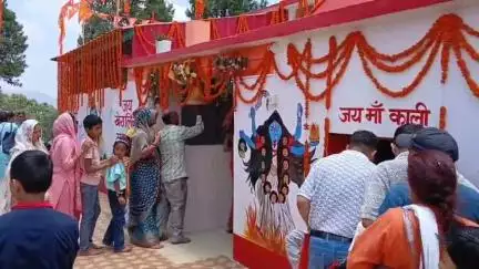 पौड़ी: ऐतिहासिक खैरालिंग कौथिग के दूसरे दिन मुंडनेश्वर महादेव में उमड़ा जनसैलाब, प्रशासन ने सुरक्षा को लेकर किए पुख्ता इंतजाम