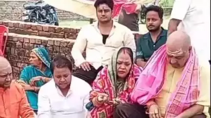 निचलौल: सिसवा में विधायक प्रेम सागर पटेल ने जनसंपर्क कार्यालय हेतु किया भूमिपूजन, रखी कार्यालय की नींव