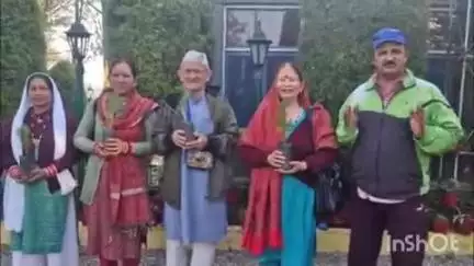 नैनीताल: संयुक्त कर्मचारी महासंघ कुमाऊं गढ़वाल मंडल विकास निगम के कर्मचारियों का नियमितीकरण की मांग का प्रदर्शन 337वें दिन जारी