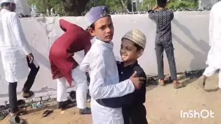 सासाराम: सासाराम के शेरशाह मकबरा के पीछे ईदगाह में बकरीद पर्व पर अदा की गई नमाज