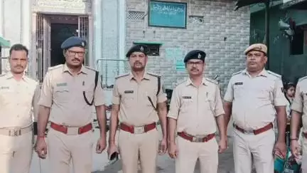 नोखा: नोखा प्रखंड नगर परिषद में बकरीद पर्व के अवसर पर मस्जिद में नमाज अधिक की गई, प्रशासन रहा चौकस