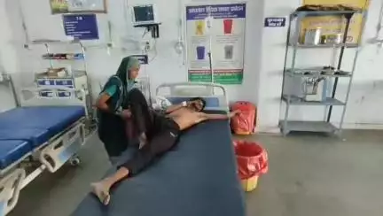 डिंडौरी: छांटा गांव में पारिवारिक विवाद के चलते युवक ने कीटनाशक दवा का सेवन किया, अस्पताल में उपचार जारी