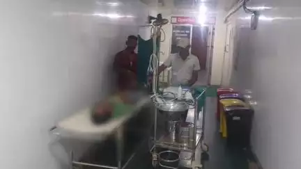 कुटुंबा: अंबा के सिंहपुर में पत्नी से झगड़ा कर पति ने जहर खाकर आत्महत्या की, व्हाट्सएप ग्रुप पर शेयर किया जहर खाने की बात