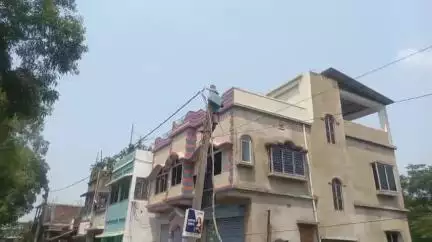 মথুরাপুর ২: বিদ্যুৎ দপ্তরের পক্ষ থেকে কুমড়োপাড়া এলাকায় শুরু হয়েছে, ইলেক্ট্রিকের কেবিল তার লাগানোর কাজ