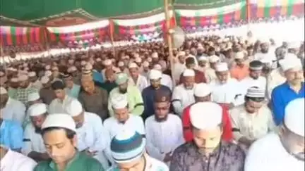 పట్టణంలో ఘనంగా బక్రీద్ వేడుకలు