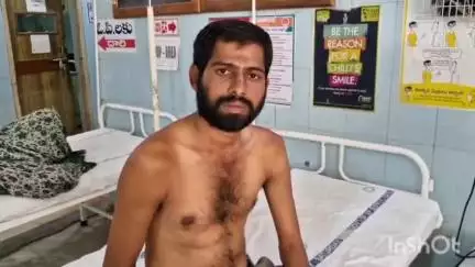 మదనపల్లె బసినికొండ లో శనివారం గుర్తు తెలియని వ్యక్తి అనుమానస్పదస్థితిలో మృతి చెందడం తీవ్ర కలకలం రేపుతోంది