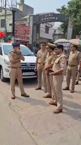 सरधना: ईद उल अजहा के अवसर पर पुलिस व्यवस्था को देखने के लिए SSP और SP देहात पहुंचे सरधना थाना, दिए आवश्यक दिशा निर्देश