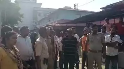बथनाहा: बथनाहा में दिनदहाड़े युवक की गोली मारकर हत्या, बेखौफ अपराधियों ने वारदात को अंजाम दिया