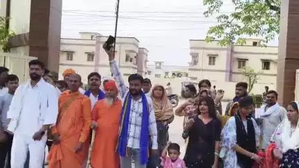 सतना जिला के ग्राम पंचायत धनेह में बौद्ध बिहार, डॉ बाबा साहेब आंबेडकर जी की प्रीतिमा बचाने के लिए आंदोलन किया गया