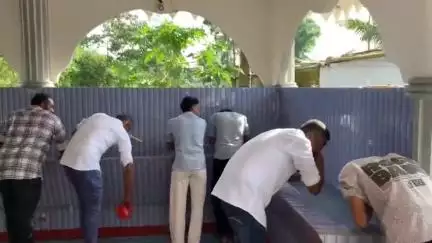 ಮಡಿಕೇರಿ: ನಾಪೋಕ್ಲುವಿನ ವಿವಿಧೆಡೆ ಮಸೀದಿಗಳಲ್ಲಿ, ಮುಸಲ್ಮಾನ ಬಾಂಧವರಿಂದ ಸಂಭ್ರಮದ ಬಕ್ರೀದ್ ಹಬ್ಬಾಚರಣೆ.