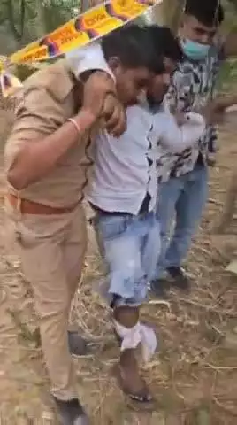 इटावा: बढ़पुरा इलाके में नाबालिग बच्ची से दुष्कर्म के 3 आरोपियों को पुलिस ने 6 घंटे में मुठभेड़ कर किया गिरफ्तार: एसएसपी