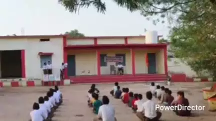 हर्रई: हर्राई में राष्ट्रीय स्वयंसेवक संघ का वार्षिक उत्सव कार्यक्रम बड़ी संख्या में स्वयंसेवकों के साथ संपन्न