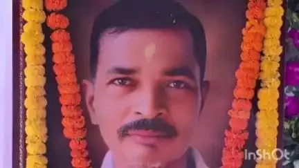 ନବରଙ୍ଗପୁର ପୋଲିସ ଷ୍ଟେସନ: ବିଞ୍ଜିଗୁଡା ଗସ୍ତ କରି ଏକ ସାମାଜିକ କାର୍ଯ୍ୟକ୍ରମ ରେ ଯୋଗଦେଲେ ନବରଙ୍ଗପୁର ବିଧାୟକ