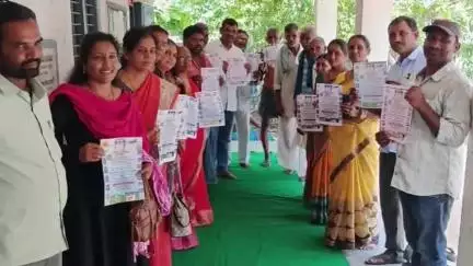 ధర్మారం: ప్రభుత్వ పాఠశాలల్లోనే నాణ్యమైన విద్య అందుతుంది: దోనూరులో మండల విద్యాధికారి సీతాలక్ష్మి