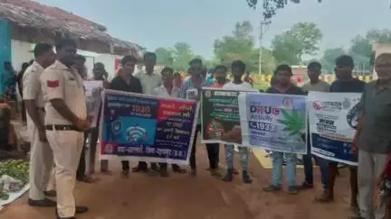 महासमुंद: महासमुंद कांग्रेस भवन में प्रेस वार्ता में जिला प्रभारी दिनेश यादव ने कहा, शिक्षकों की नई भर्तियां ना करनी पड़े इस