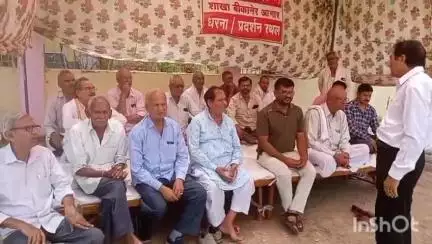 बीकानेर: राजस्थान रोडवेज एम्प्लोई यूनियन का धरना गंगानगर रोड स्थित कार्यालय में चौथे दिन भी जारी