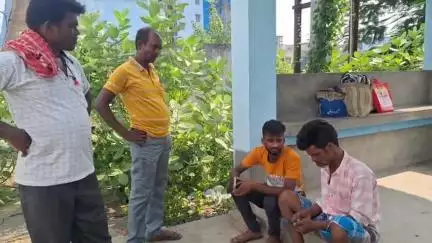 বহরমপুর: সাগরদিঘী থানার খয়েরাটি গ্রামে বাবার সঙ্গে পুকুরে স্নান করতে গিয়ে ডুবে মৃত্যু হল এক নাবালকের