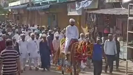 दीगोद: बडौद कस्बे में हर्षोल्लास के साथ मनाया गया ईद उल अजहा का पर्व, दिया कौमी एकता व भाईचारे का संदेश, पुलिस जाप्ता रहा मौजूद