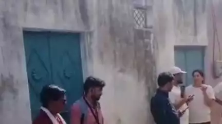 झांसी: झांसी में ट्रेंड कर गई पान सिंह तोमर की नातिन, यूजर्स बोले- महिला पर हाथ उठाया तो पुलिस पीटती है