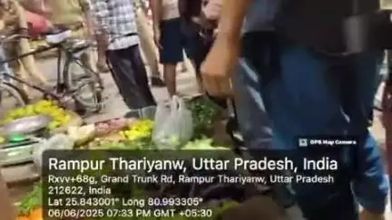 फतेहपुर: थरियांव कस्बे में दुकानदार ने फ्री में समोसा नहीं दिया तो नाराज खाकीधारी ने की बदसलूकी, व्यापारियों में आक्रोश