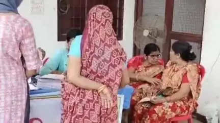 बड़वाह: बड़वाह नगर पालिका व साईं हॉस्पिटल के तत्वाधान में वार्ड तीन व चार में स्वास्थ्य परीक्षण शिविर का आयोजन