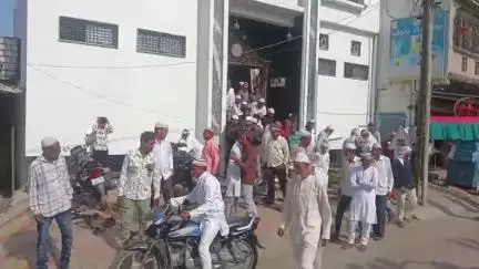 ભરૂચ: જિલ્લામાં મુસ્લિમ સમાજે ઈદ-ઉલ-અઝહાની ભવ્ય ઉજવણી કરી, મસ્જિદોમાં વિશેષ નમાઝ અદા કરી