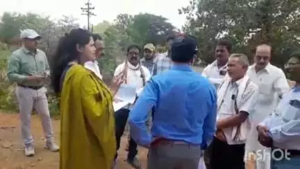 कुही: गोन्हा शिवारात प्रधानमंत्री कृषी सिंचन योजना टीमने केली सिंचन कामांची पाहणी