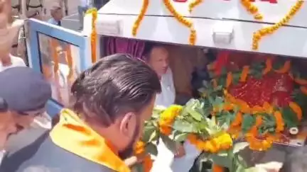 पटना ग्रामीण: बिहार विधान परिषद पहुंचा पूर्व MLC CP सिन्हा का पार्थिव शरीर, डिप्टी CM सम्राट चौधरी ने दी श्रद्धांजलि