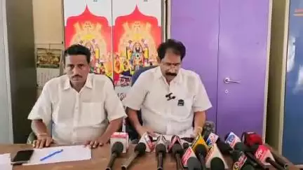 వాడపల్లి వెంకటేశ్వర స్వామి వారి ఆలయంలో భక్తులకు మరిన్ని సౌకర్యాలు కల్పించేందుకు కృషి: ఈవో చక్రధరరావు వెల్లడి