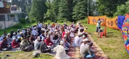 लोहाघाट में शांतिपूर्ण तरीके से संपन्न हुई बकरीद लोगों ने एक दूसरे को दी बधाइयां।