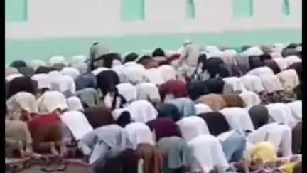 गोहरगंज: मंडीदीप में 8 हजार नमाजियों ने ईद उल अजहा की नमाज पढ़ी, देश की खुशहाली की दुआ मांगी