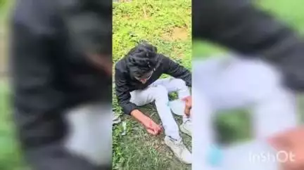 রতুয়া ১: বাখরা এলাকায় নিয়ন্ত্রণ হারিয়ে মোটর বাইক দুর্ঘটনায় গুরুতর আহত হল এক যুবক