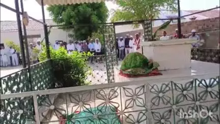 રાપર: રાપર શહેર સહિત તાલુકામાં મુસ્લિમ બિરાદરો દ્વારા ઇદ-ઉલ-અઝહાની ઉમંગભેર ઉજવણી કરાઈ