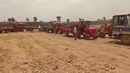 शाहबाद: आईटीसी मिशन सुनहरा कल योजना का मुख्य लक्ष्य कस्बाथाना तालाब का गहरीकरण है