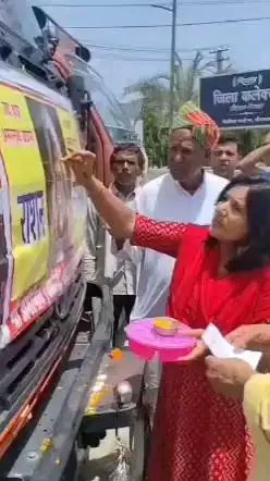 खैरथल से अमरनाथ यात्रा के लिए दो ट्रक खाद्य सामग्री रवाना, पंचतरणी में एक महीने तक चलने वाले भंडारों में आएगा काम