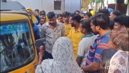 भभुआ: बहुरी में एक विवाहिता की संध्या स्पद स्थिति में हुई मौत, सदर में कराया जा रहा पोस्टमार्टम
