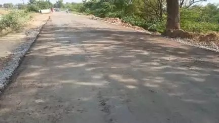 माधौगढ़: पब्लिक न्यूज़ की खबर का बड़ा असर, मुख्य मार्ग की खराबी को सही करवाया गया