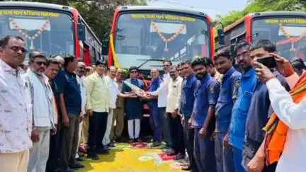 जाफराबाद: बस आगार येथे आमदार संतोष पाटील दानवे यांच्या हस्ते नवीन बसेस लोकार्पण