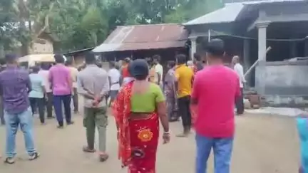 কৈলাশহর: বেঙ্গালুরুতে মৃত্যু হয় এক যুবকের মৃতদেহ নিয়ে আসা হয় কৈলাসহর যুবরাজনগর এলাকায় তার নিজ বাড়িতে