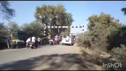 आलोट: 8 जून तक बंद रहेगा विक्रमगढ़ रोड रेलवे फाटक नंबर-21, वैकल्पिक मार्ग से होकर होगा आवागमन