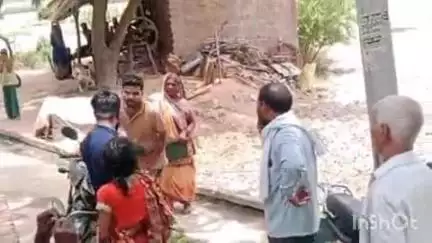 बिधूना: कछपुरा सराय प्रथम गांव में मामूली बात को लेकर दो पक्षों में हुई मारपीट का वीडियो सोशल मीडिया पर वायरल