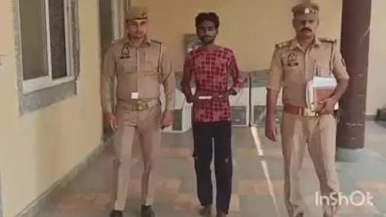 बरेली: हिंदू समुदाय की महिला के घर में घुसकर छेड़छाड़ करने वाले आरोपी को बारादरी पुलिस ने तमंचे के साथ गिरफ्तार कर जेल भेजा