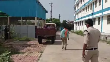 पांडुरना: पीपलपानी के कुएं में मिली बुजुर्ग की लाश, पोस्टमार्टम के लिए पहुंचे परिजन