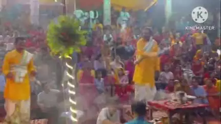 बक्सर रामरेखा घाट पर गंगा दशहरा के शुभ अवसर पर गंगा महाआरती  किया गया मुख्य जजिमान जिलाधिकारी एडीएम साहिबा रहे बक्सर